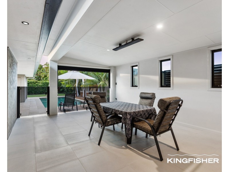 3 Tern Drive, Burleigh Waters QLD 4220