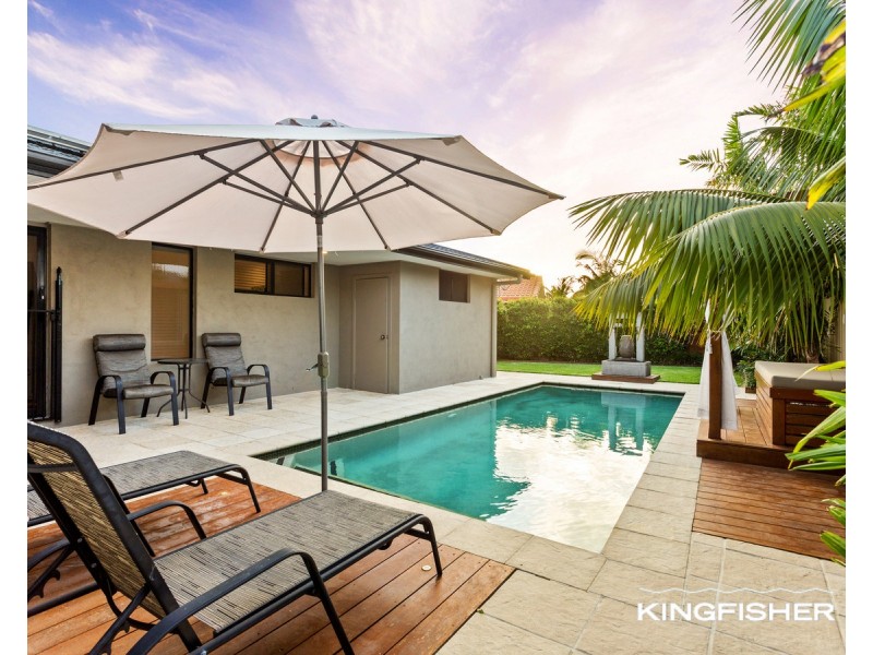 3 Tern Drive, Burleigh Waters QLD 4220