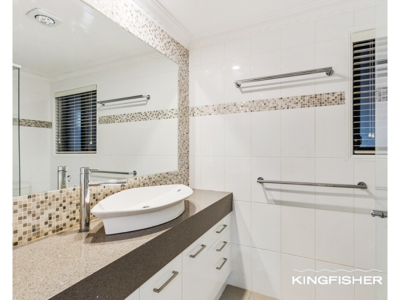 3 Tern Drive, Burleigh Waters QLD 4220