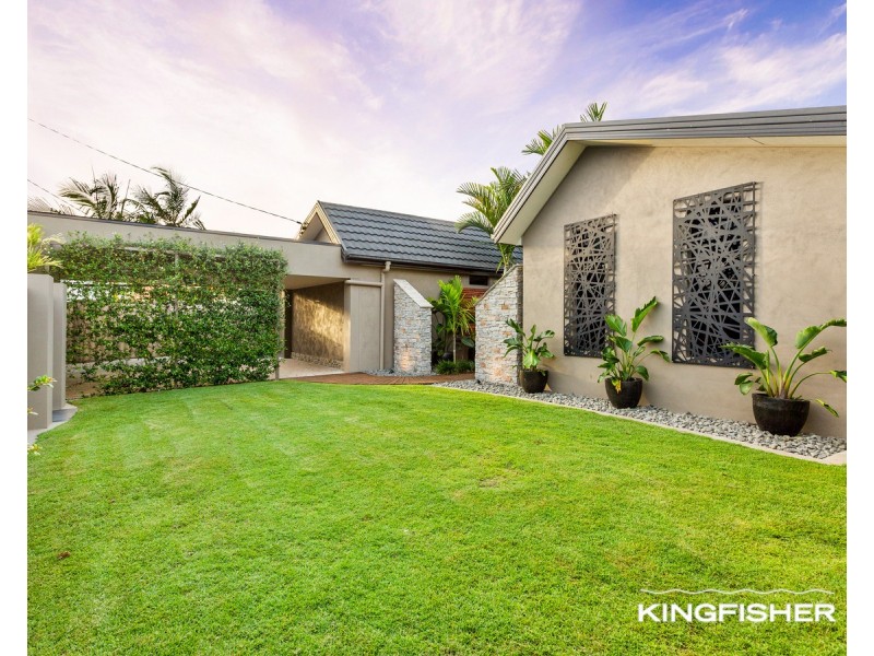3 Tern Drive, Burleigh Waters QLD 4220