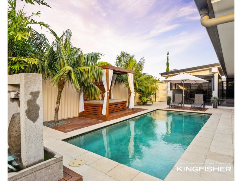 3 Tern Drive, Burleigh Waters QLD 4220