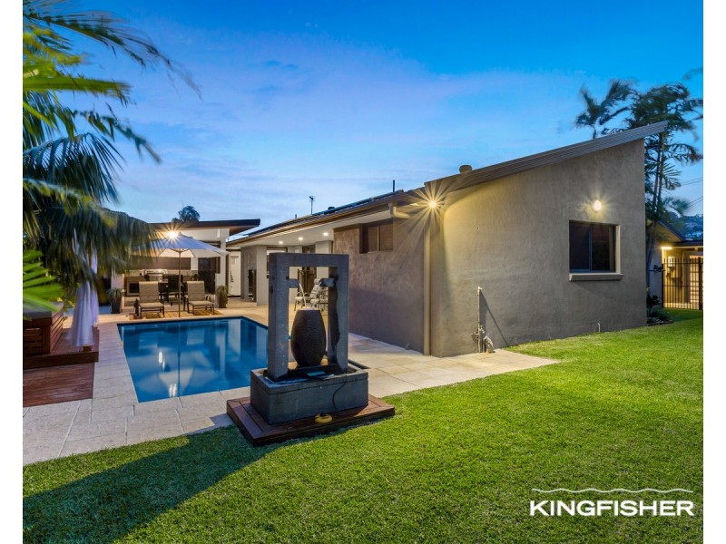 3 Tern Drive, Burleigh Waters QLD 4220