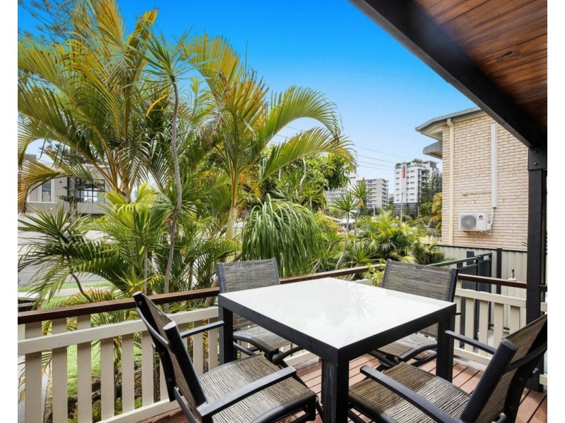 4 Anzac Parade, Burleigh Heads QLD 4220