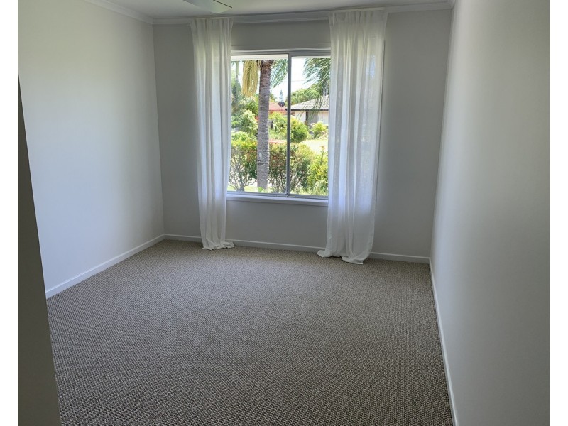 35 Bluejay Street, Burleigh Waters QLD 4220