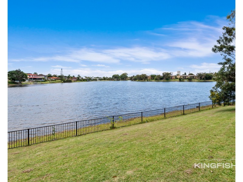 54 Galeen Drive, Burleigh Waters QLD 4220