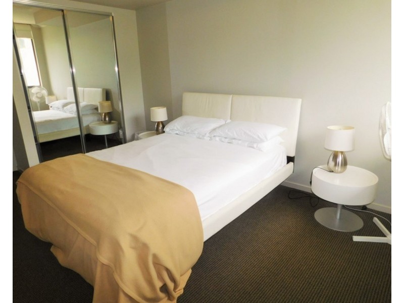 1124/1 Ocean Street, Burleigh Heads QLD 4220