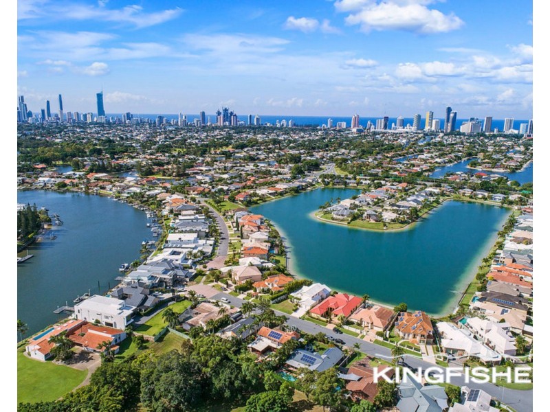 1 Lamb Street, Broadbeach Waters QLD 4218