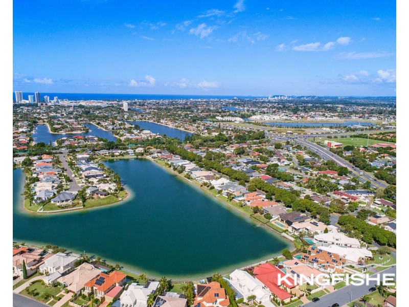 1 Lamb Street, Broadbeach Waters QLD 4218