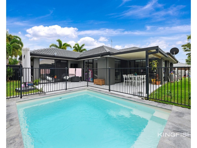 115 Harrier Drive, Burleigh Waters QLD 4220