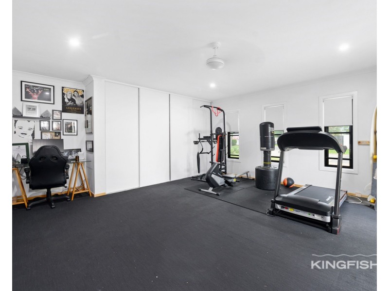 115 Harrier Drive, Burleigh Waters QLD 4220