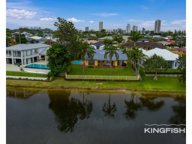 60 Burleigh Street, Burleigh Waters QLD 4220