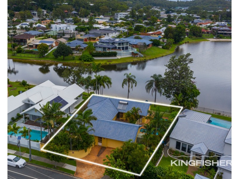 60 Burleigh Street, Burleigh Waters QLD 4220