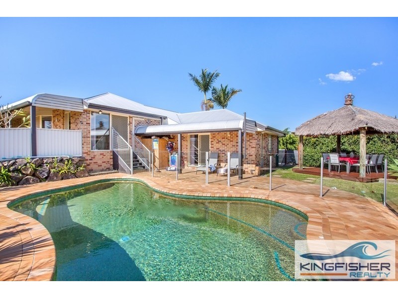 30 Whitehead Drive, Burleigh Waters QLD 4220