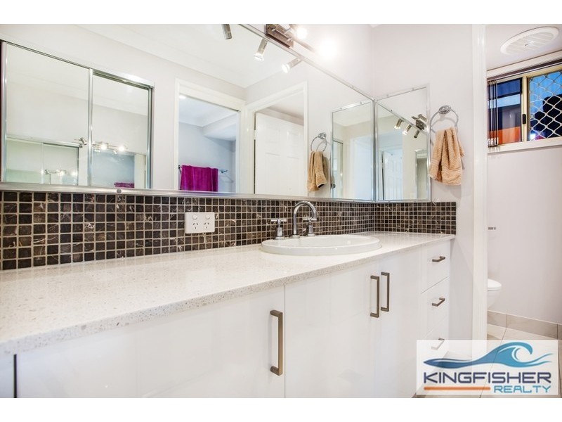 30 Whitehead Drive, Burleigh Waters QLD 4220