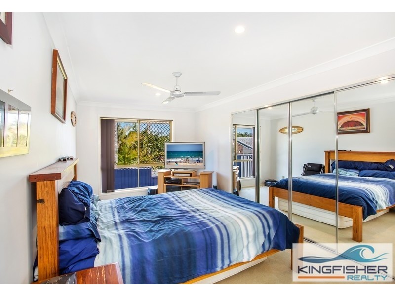 30 Whitehead Drive, Burleigh Waters QLD 4220