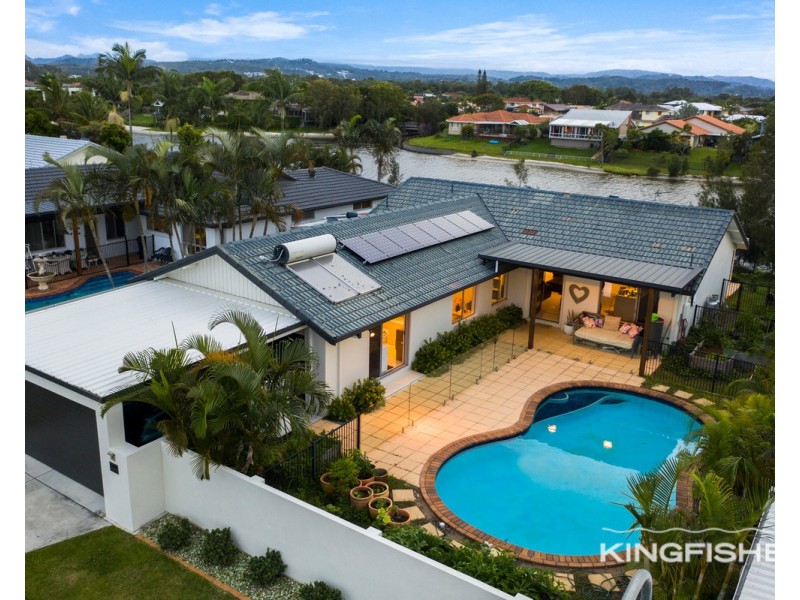 182 Acanthus Avenue, Burleigh Waters QLD 4220