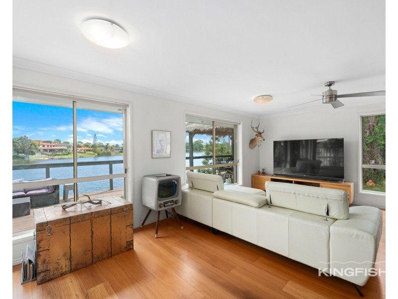 54 Galeen Drive, Burleigh Waters QLD 4220