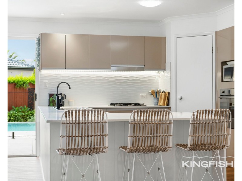 9 Coral Sea Court, Burleigh Waters QLD 4220