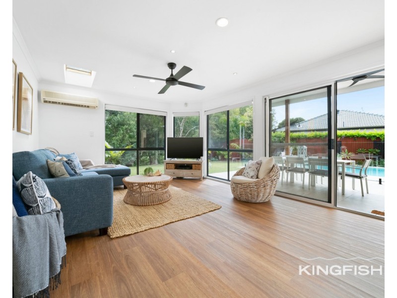 9 Coral Sea Court, Burleigh Waters QLD 4220