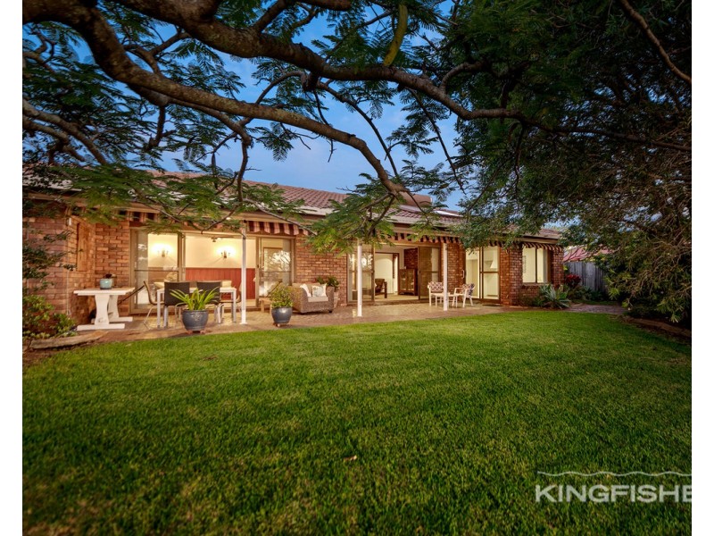 31 Kingfisher Crescent, Burleigh Waters QLD 4220