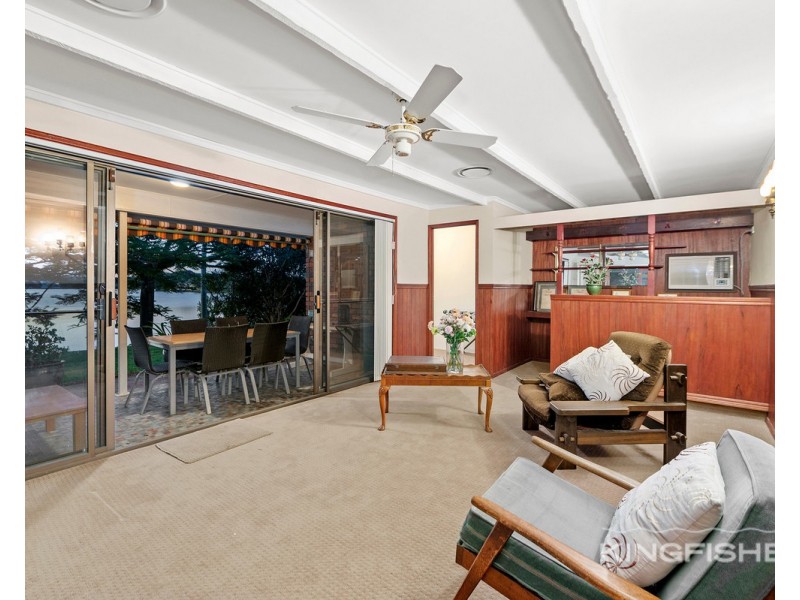 31 Kingfisher Crescent, Burleigh Waters QLD 4220