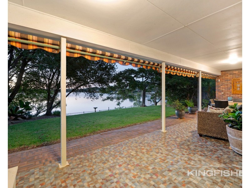 31 Kingfisher Crescent, Burleigh Waters QLD 4220