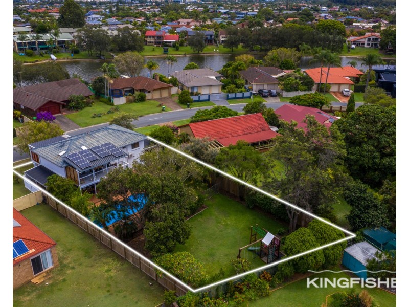 77 Jabiru Avenue, Burleigh Waters QLD 4220