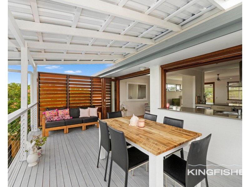 77 Jabiru Avenue, Burleigh Waters QLD 4220