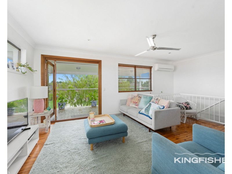 77 Jabiru Avenue, Burleigh Waters QLD 4220