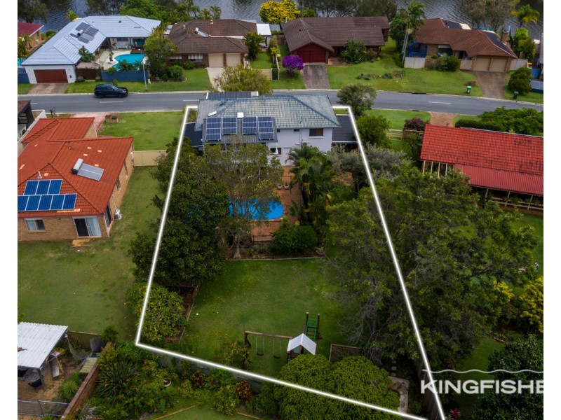 77 Jabiru Avenue, Burleigh Waters QLD 4220