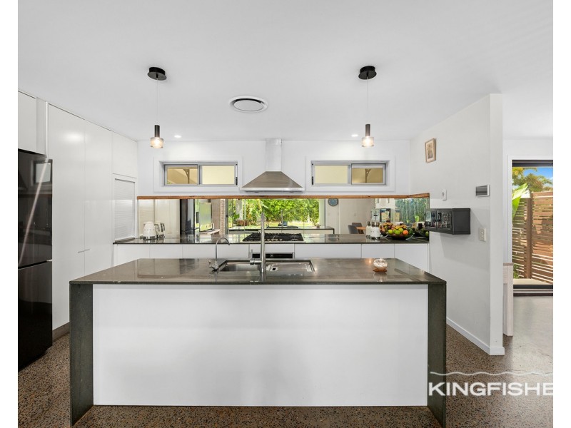 45 Mallawa Drive, Palm Beach QLD 4221