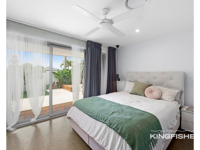 45 Mallawa Drive, Palm Beach QLD 4221