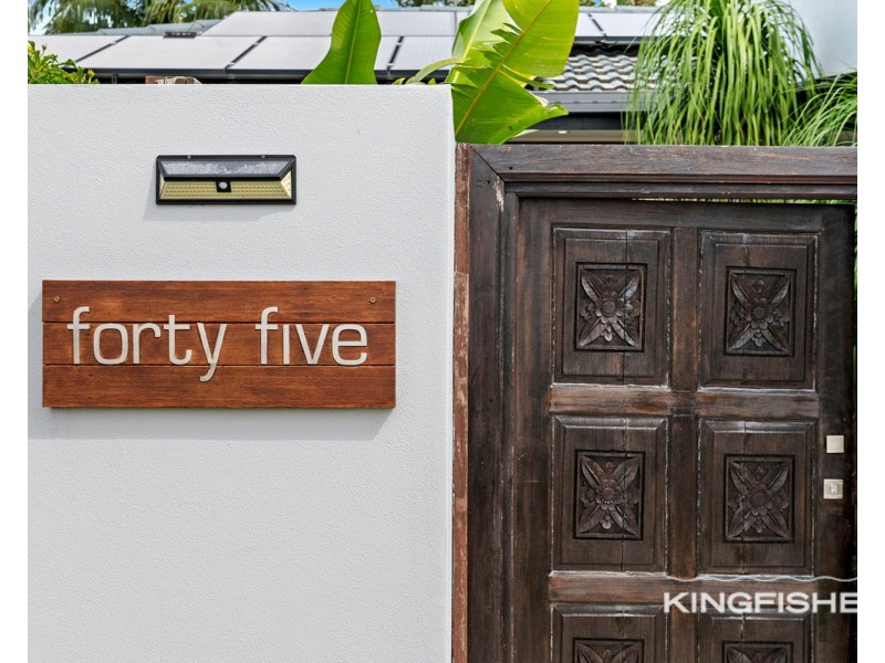 45 Mallawa Drive, Palm Beach QLD 4221