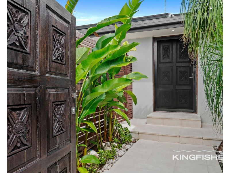 45 Mallawa Drive, Palm Beach QLD 4221