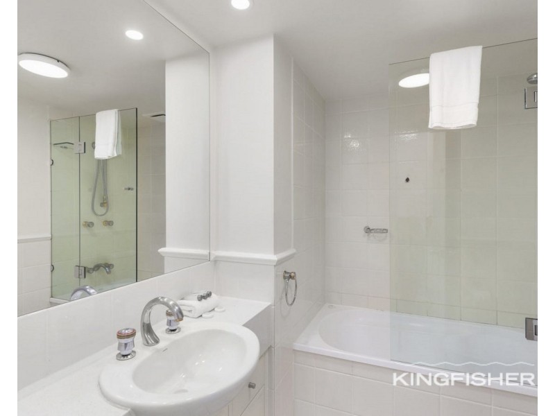 2904/220 The Esplanade, Burleigh Heads QLD 4220