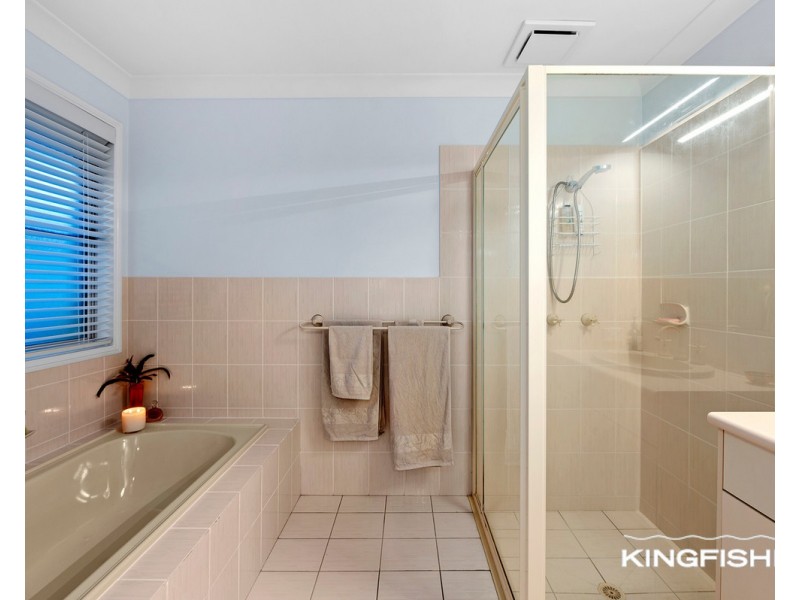 90 Dunlin Drive, Burleigh Waters QLD 4220