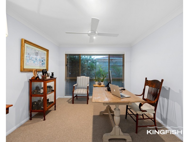 90 Dunlin Drive, Burleigh Waters QLD 4220