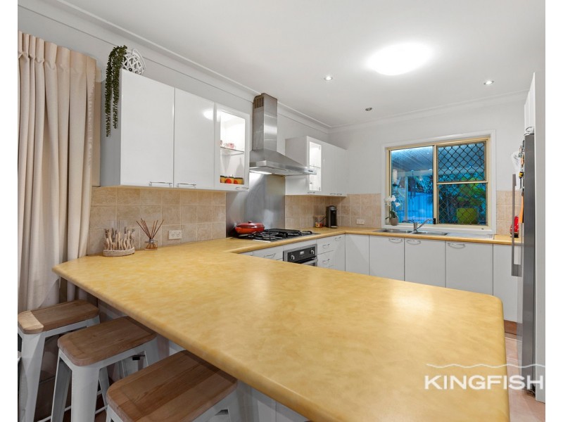 10 Guyra Avenue, Burleigh Heads QLD 4220