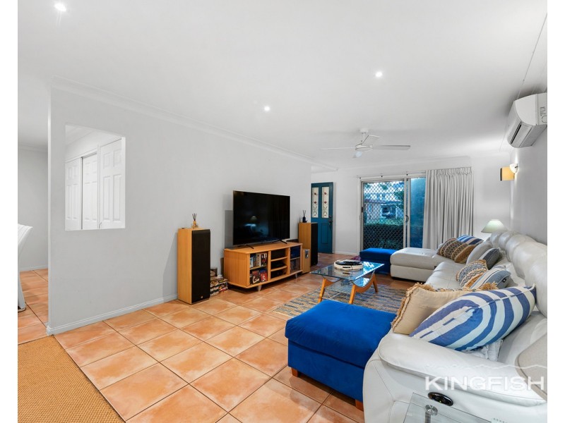 10 Guyra Avenue, Burleigh Heads QLD 4220