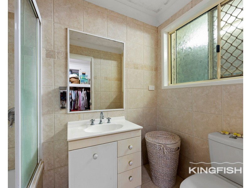 10 Guyra Avenue, Burleigh Heads QLD 4220