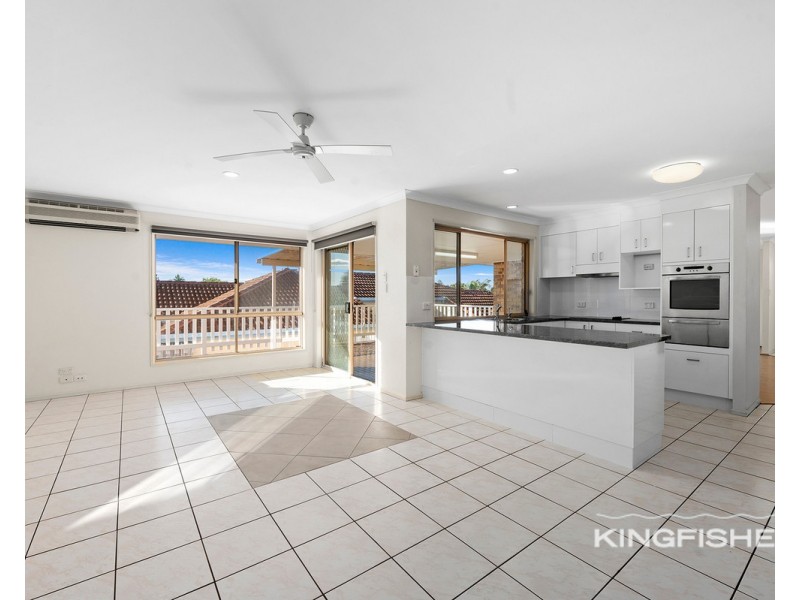 23 Gainsborough Drive, Varsity Lakes QLD 4227