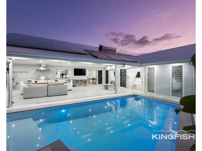 153 Acanthus Avenue, Burleigh Waters QLD 4220
