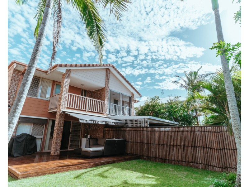 2/17 Ferny Fairway, Burleigh Heads QLD 4220