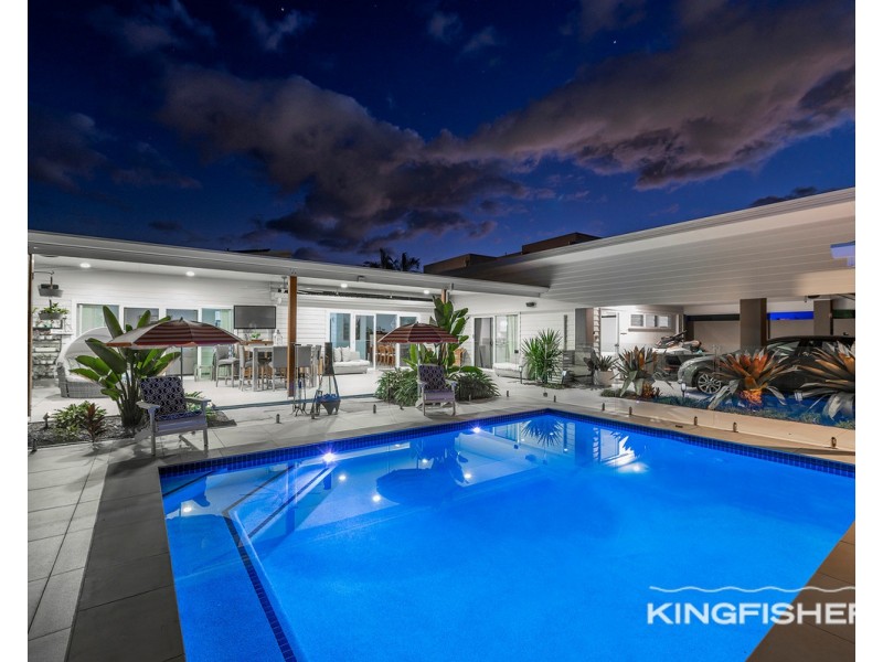 22 Djerral Avenue, Burleigh Heads QLD 4220