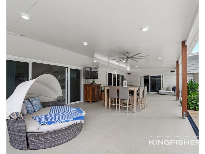 22 Djerral Avenue, Burleigh Heads QLD 4220