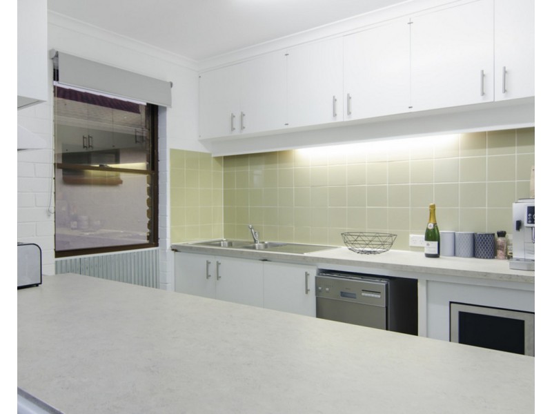 2/30 Murlong Crescent, Palm Beach QLD 4221