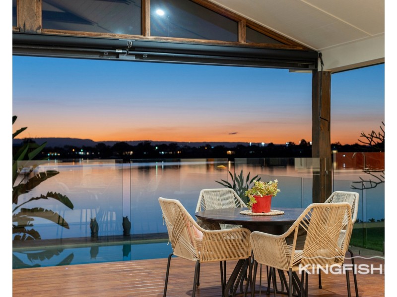 23 Kingfisher Crescent, Burleigh Waters QLD 4220