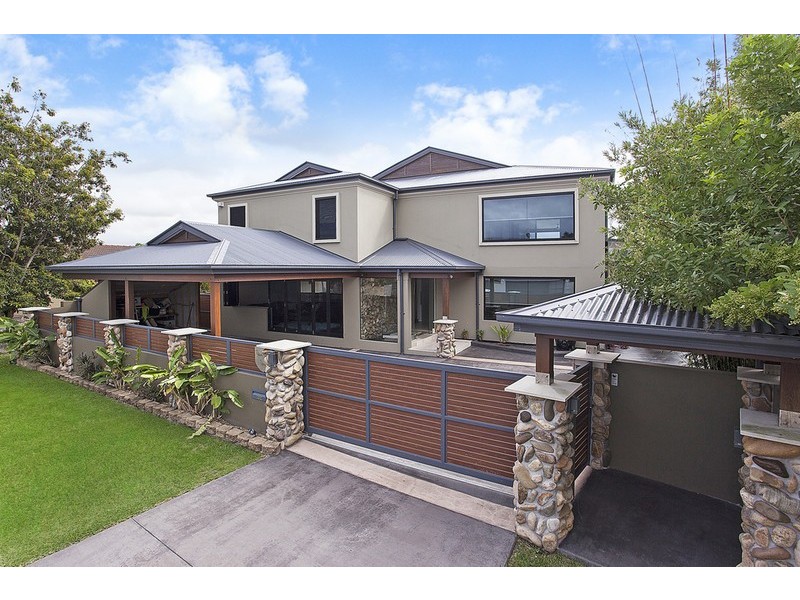 102 Jabiru Avenue, Burleigh Waters QLD 4220