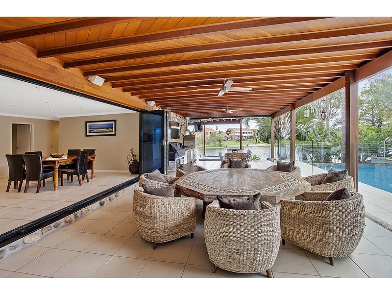 102 Jabiru Avenue, Burleigh Waters QLD 4220