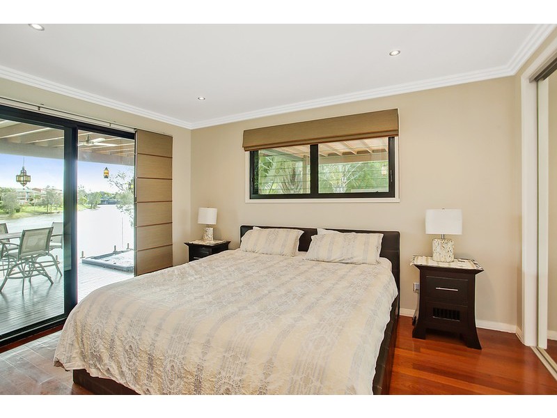 102 Jabiru Avenue, Burleigh Waters QLD 4220